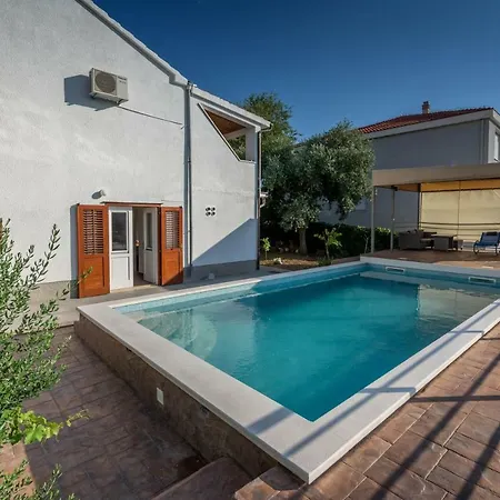 Vila Lahor With Private Pool *