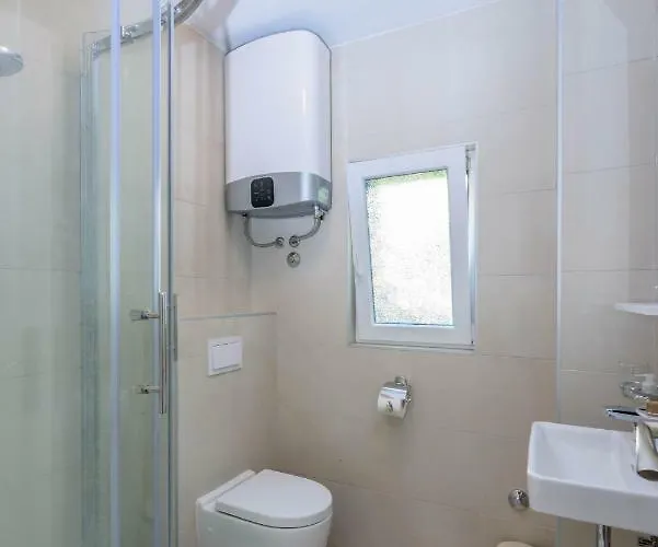 Lahor With Private Pool Villa