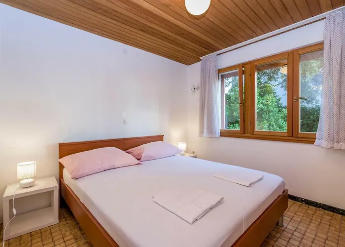 Villa Lahor With Private Pool *